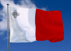 vlag Malta wapperend