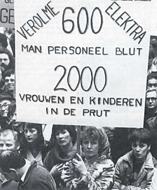 Foto protestbijeenkomst in de Energiehal 7 feb 1983