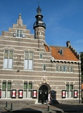 Voormalig raadhuis (gemeentehuis) in Ouddorp. Het gebouw is nu in gebruik als museum.